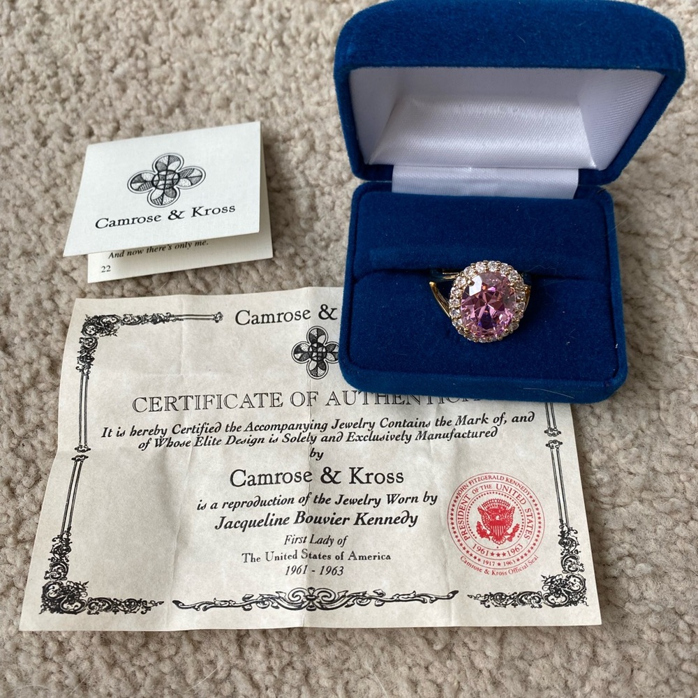 Jackie Kennedy pink Women's Ring